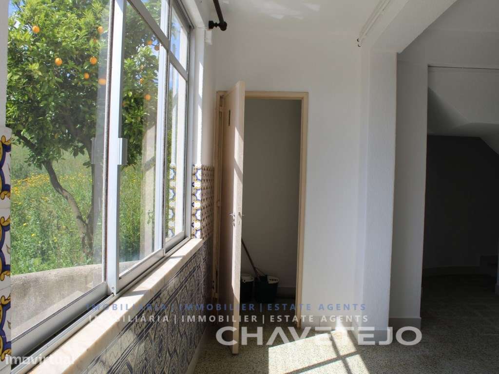 Oportunidade! Quinta com moradia, anexo e terreno próxima da Albufe...-11