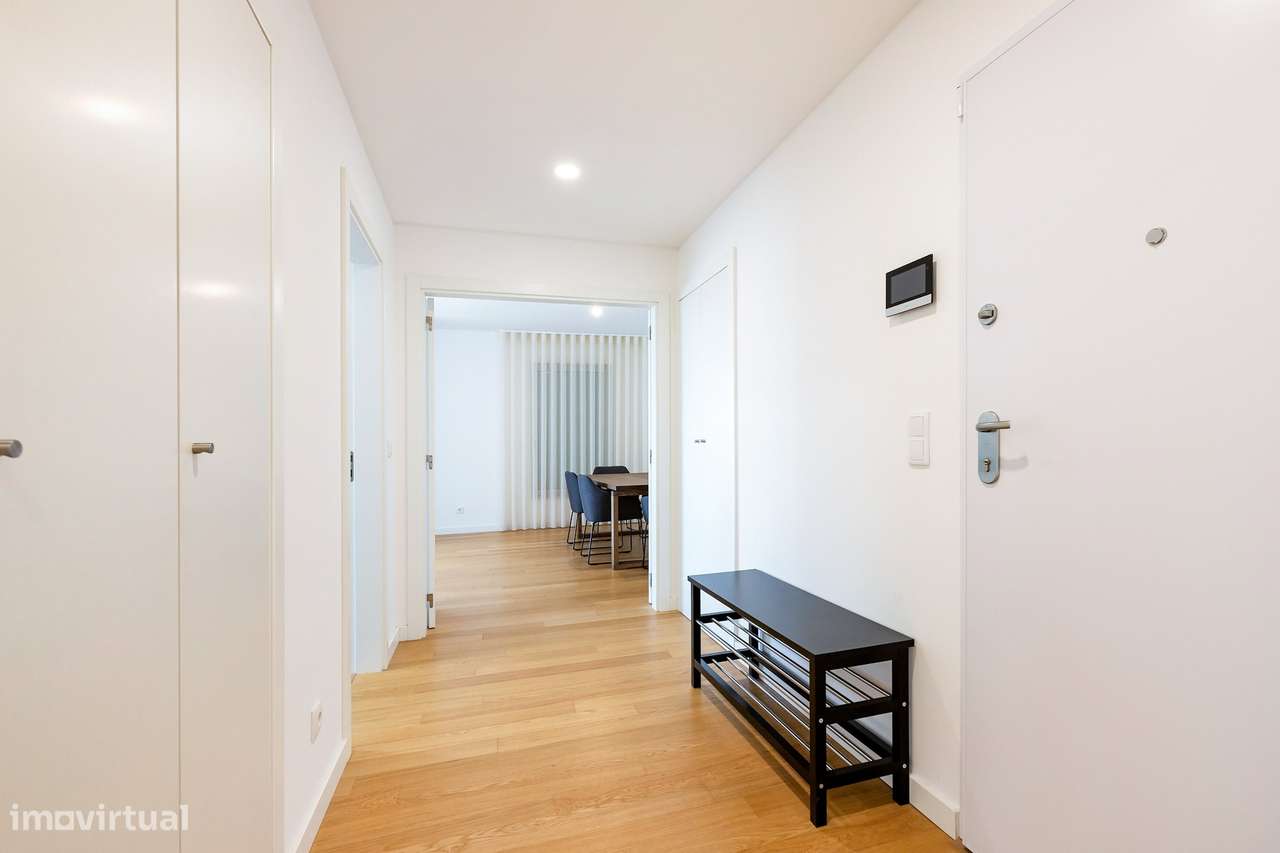 T3 para Arrendamento – Largo Gerard Castello-Lopes | Localização privi - Grande imagem: 5/36