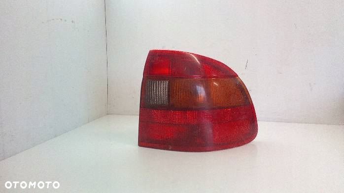 Lampa prawa tylna Opel Astra F I - 1