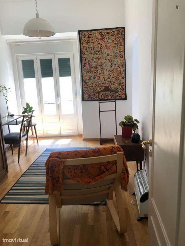 Quarto - localizado em Campolide Lisbon - Grande imagem: 2/5