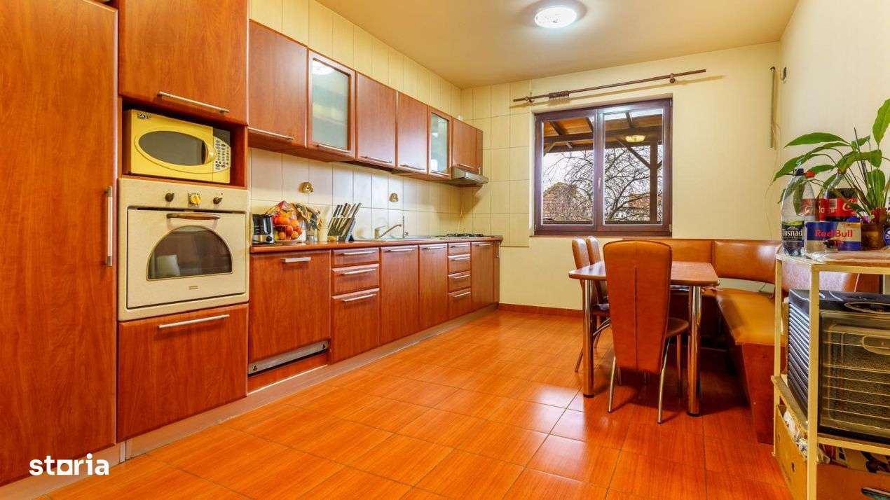 Casa de vanzare – Someseni, Cluj-Napoca | 994 mp teren | 242 mp util - Imagine principală: 5/19