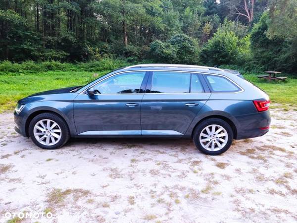 Skoda Superb 2.0 TDI 4x4 Style DSG - 26