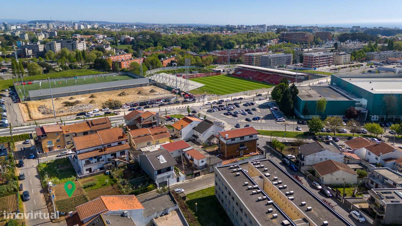 Terreno em Rua Nova do Estádio s/n, Senhora da Hora-9