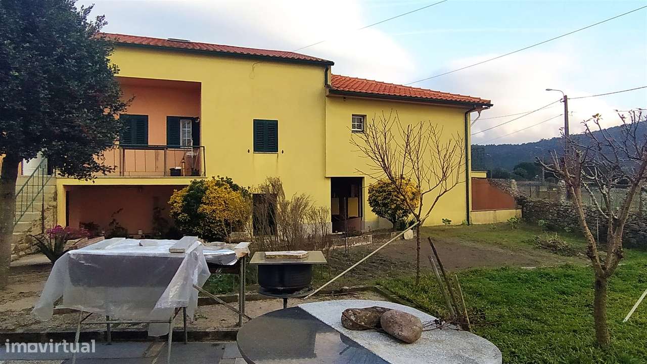 Moradia Isolada T4+3 Venda em Vilar de Mouros,Caminha - Grande imagem: 3/36