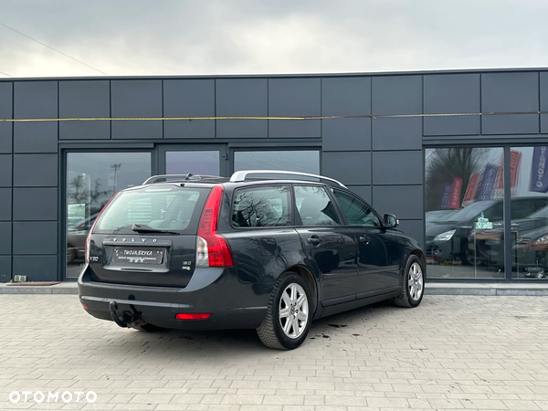 Volvo V50 1.6D DPF DRIVe - 17