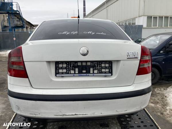 Dezmembrez Skoda Octavia 2 1.9 TDI BKC 105CP - 4