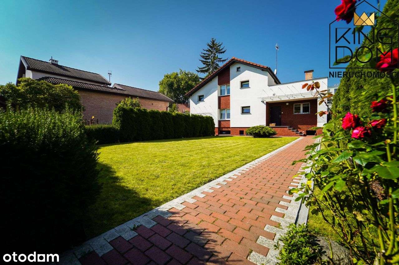 Ekonomiczny dom jednorodzinny z ogrodem i garażem - Pełny obrazek: 2/20