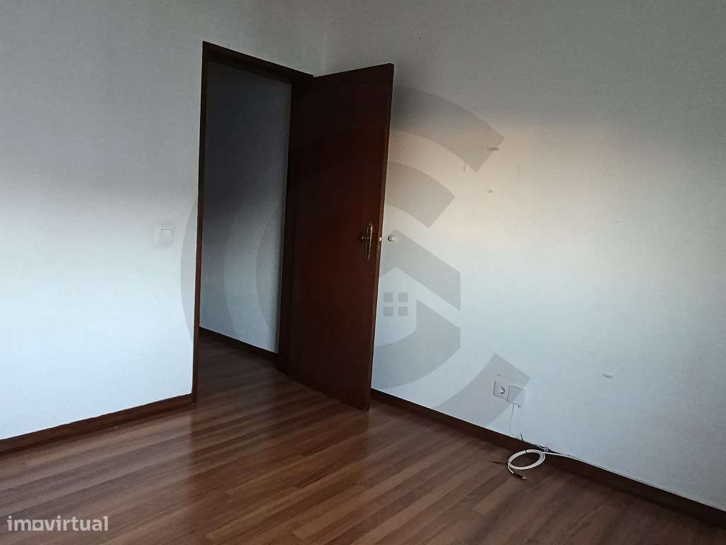 Apartamento T4-6