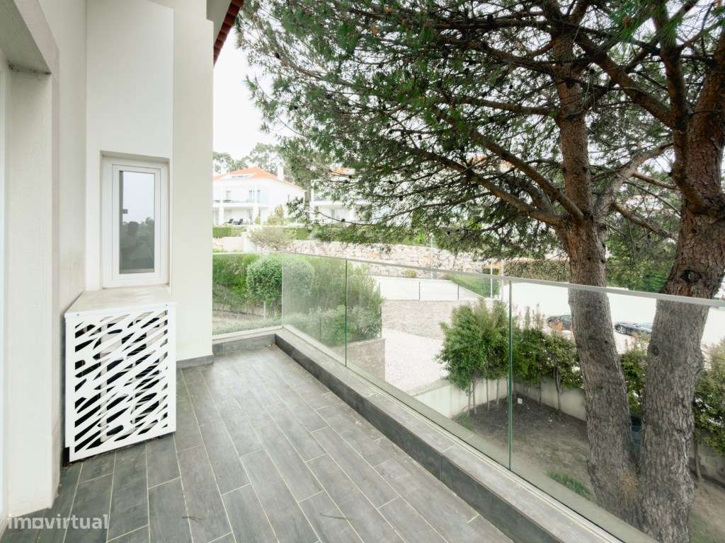 Apartamento T5 na Quinta da Martinha-17