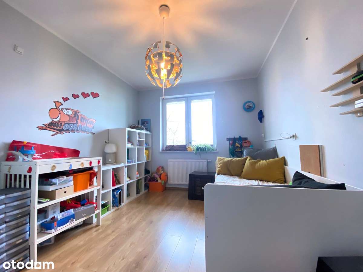 Duży taras, 2 łazienki, garaż, piwnica, 5 min. do stacji PKP / SKM-2