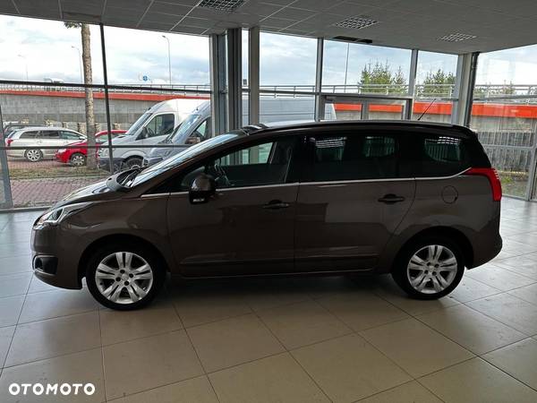 Peugeot 5008 BlueHDI 120 Stop & Start Allure - 4