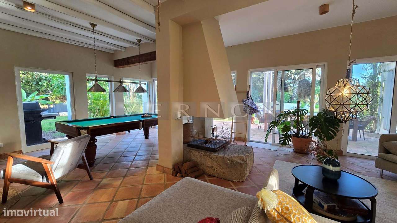 Algarve, Caramujeira,  para venda moradia V3 espaçosa renovada com vis-14