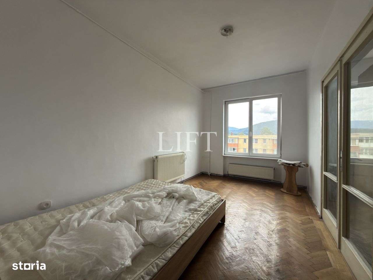 Apartament de 2 camere, decomandat, 50mp, Tractorul-6