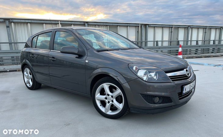 Opel Astra III 1.7 CDTI - 2