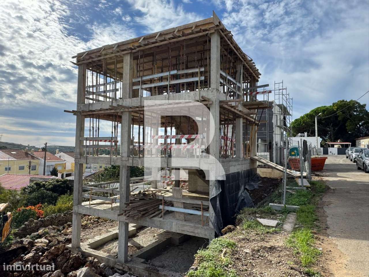 Moradia T3 Nova com piscina em Paiões, Rio de Mouro - Grande imagem: 1/18