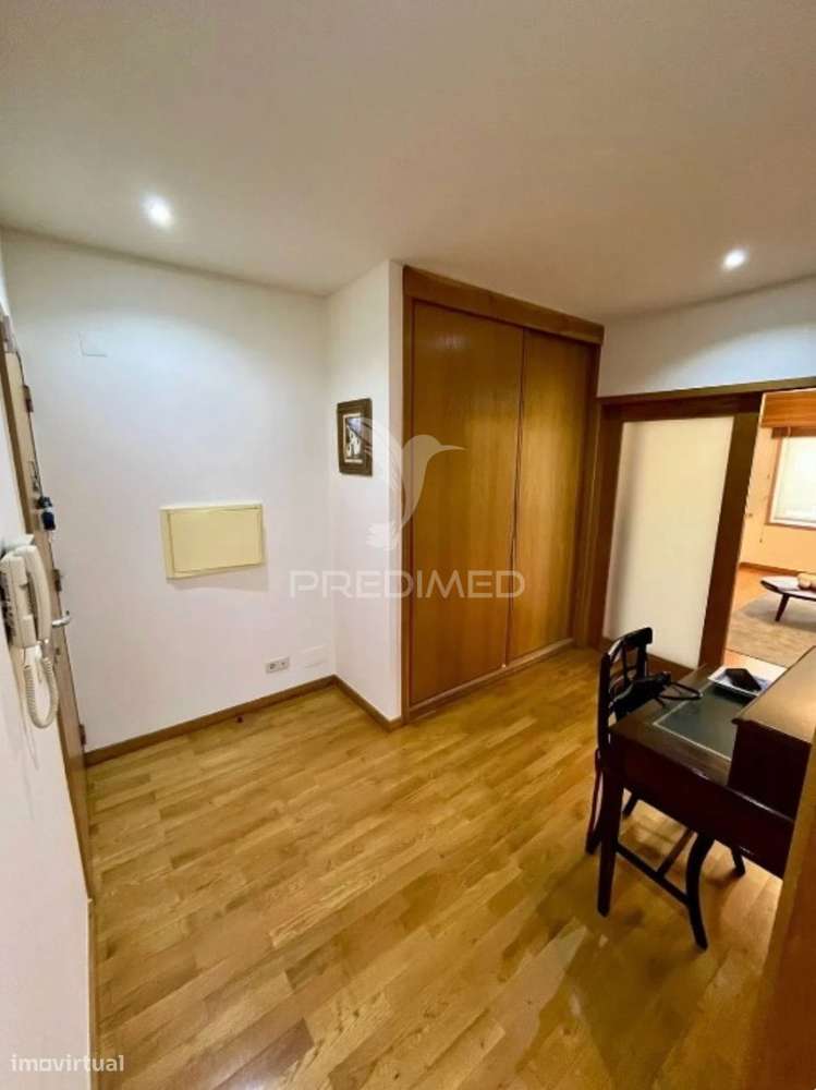 Arrenda-se Apartamento T2 Mobilado em Leça da Palmeira - 1º Linha d... - Grande imagem: 5/19