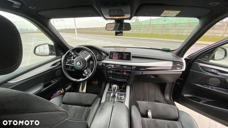 BMW X5 M M50d - 10