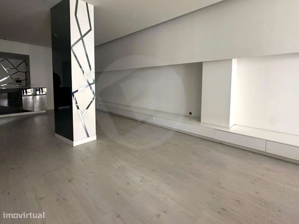 Loja para Comércio no Centro de Vila do Conde - Grande imagem: 3/25