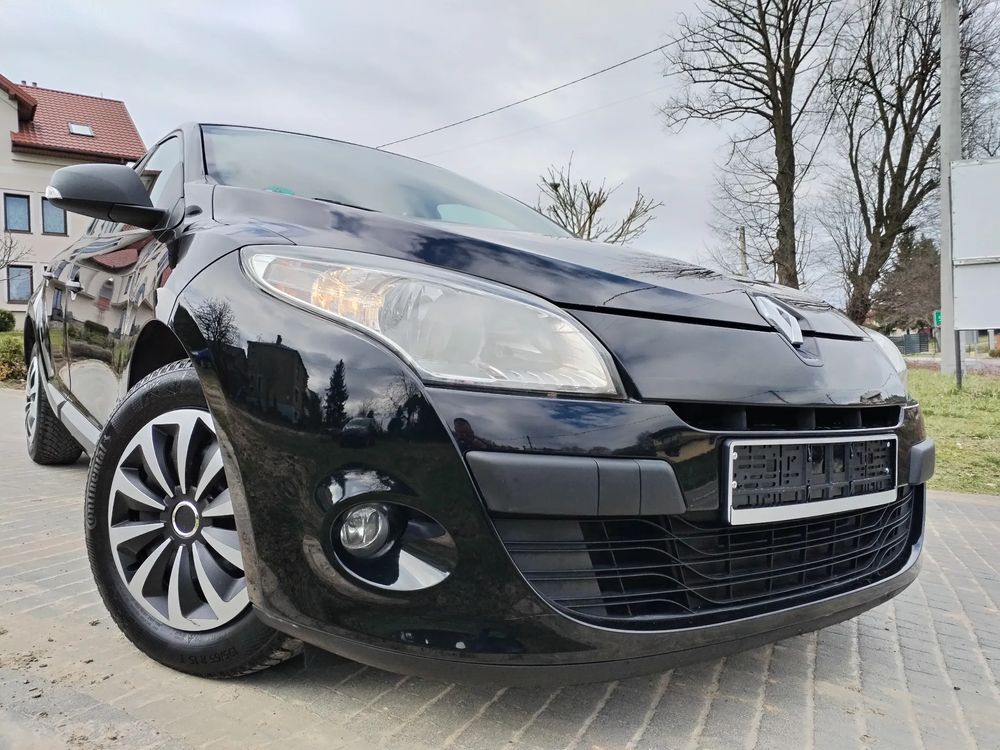 Renault Megane III 1.6 16V 100 TomTom Edition 2011