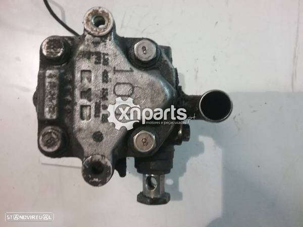 Bomba direcção assistida VW GOLF IV 1.9 TDI 150cv Motor : ARL 1997 - 2005 Usado - 3