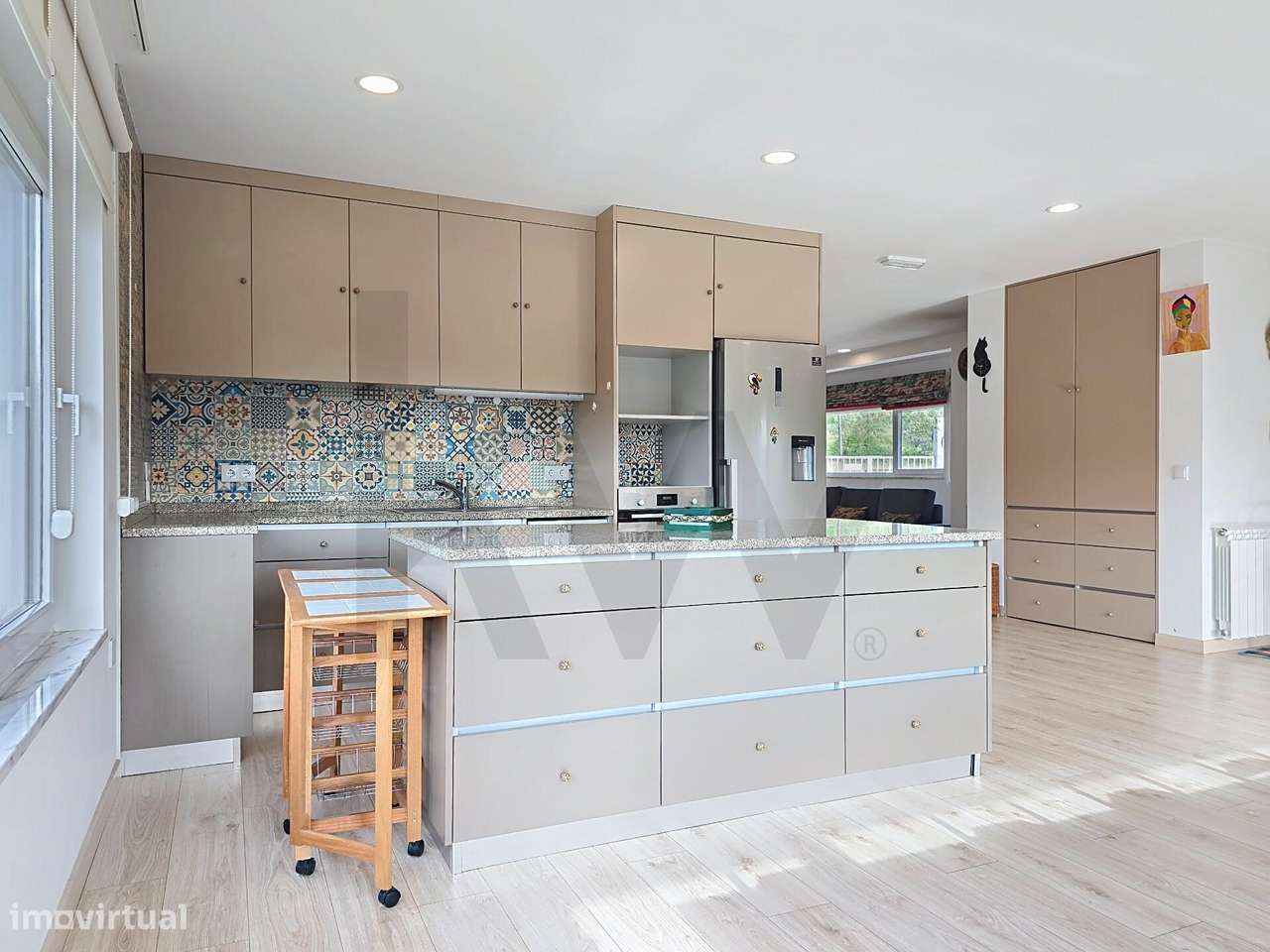 Moradia T3 Renovada com Garagem, Anexo, Jardim e Vista de Montanha - Á - Grande imagem: 5/32