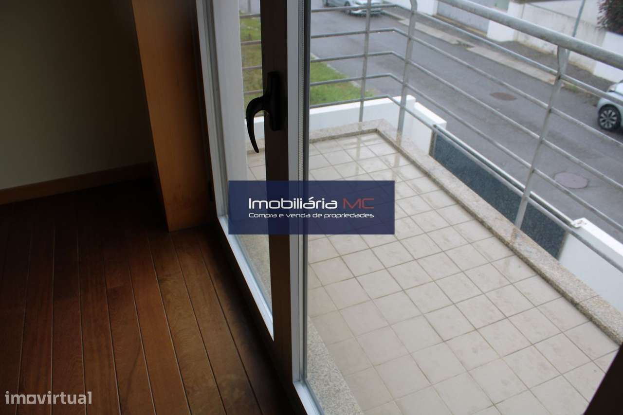 Moradia T3 em Perosinho-17