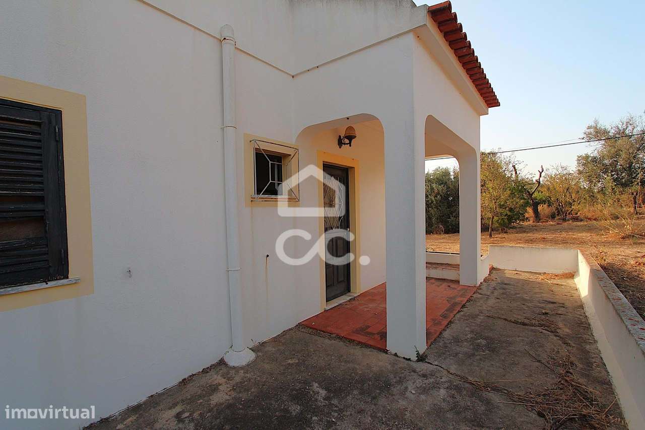 Viva o encanto do Algarve na sua própria quintinha a 8 min. das praias-25