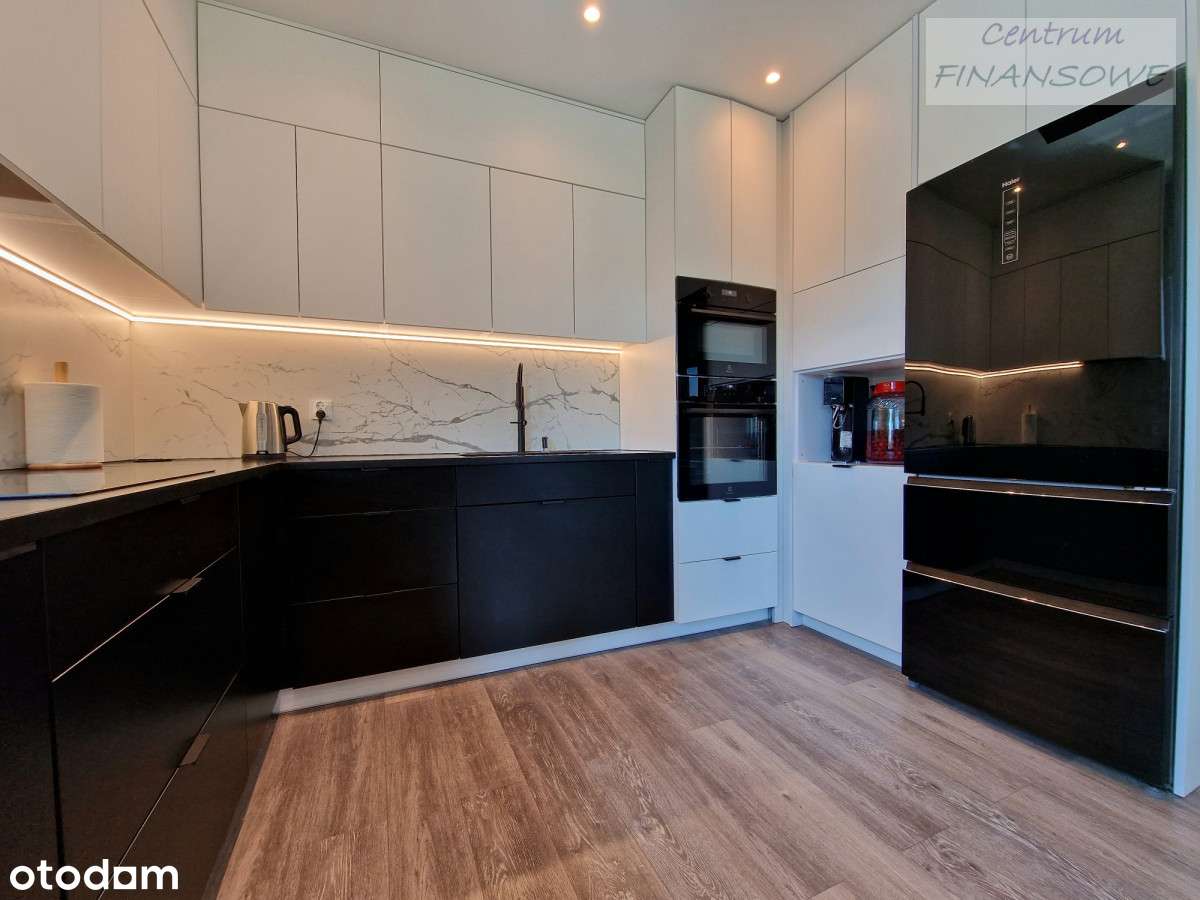 wysoki standard, ogródek, 2 miejsca(w hali+zew)-0