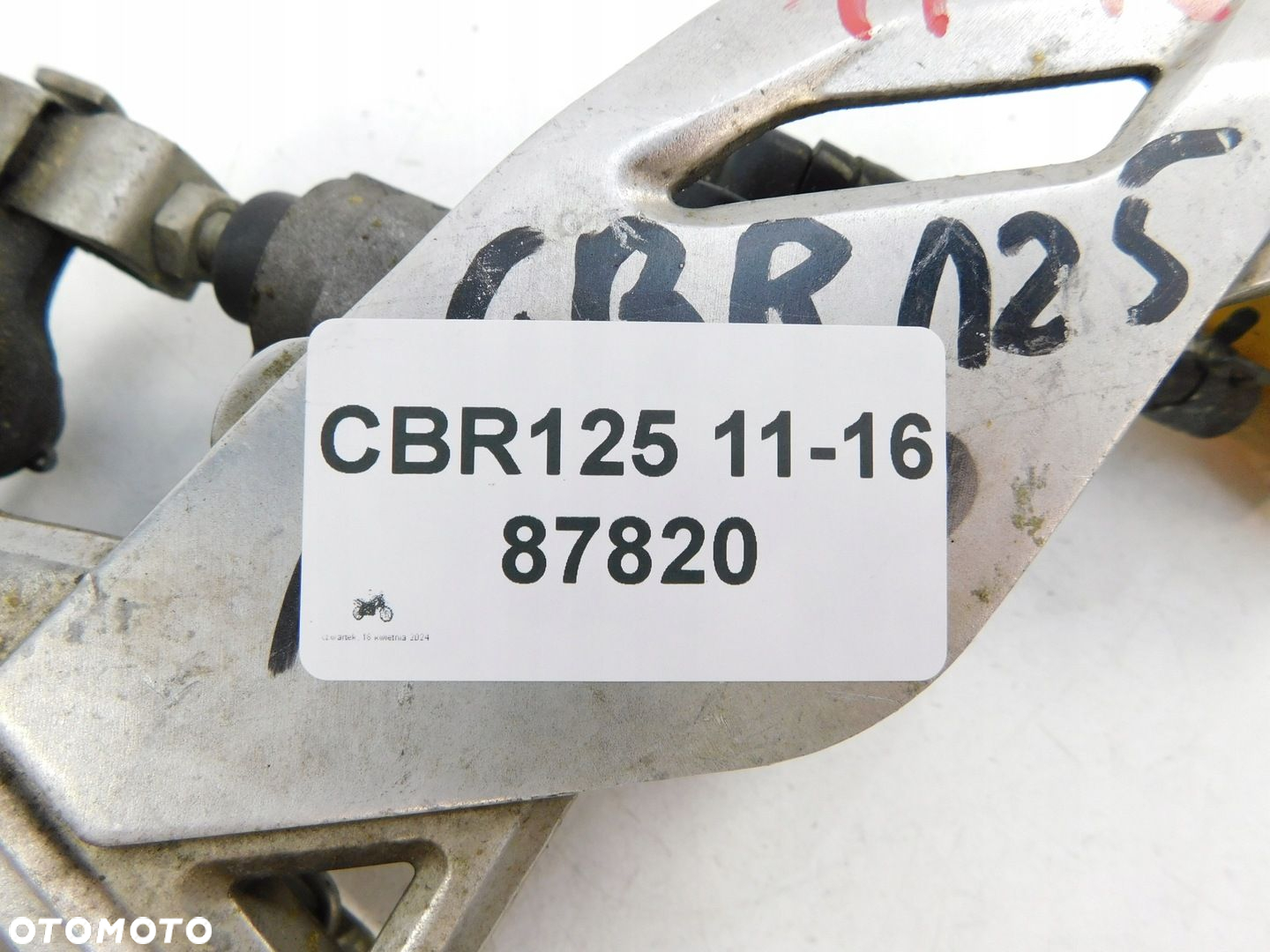 HONDA CBR 125 11-16 SET PODNÓŻEK KIEROWCY PRAWY  DŹWIGNIA POMPA HAMULCA - 6