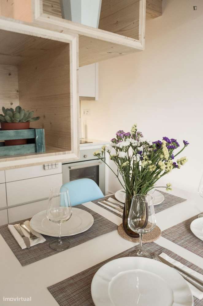 Apartamento com 1 quartos - localizado em Santo Ildefonso Porto - Grande imagem: 2/6