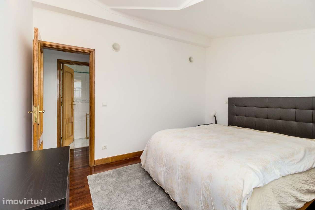 Duplex T2, em Santa Cruz, Torres Vedras-10