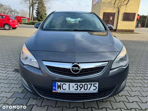 Opel Astra - 2