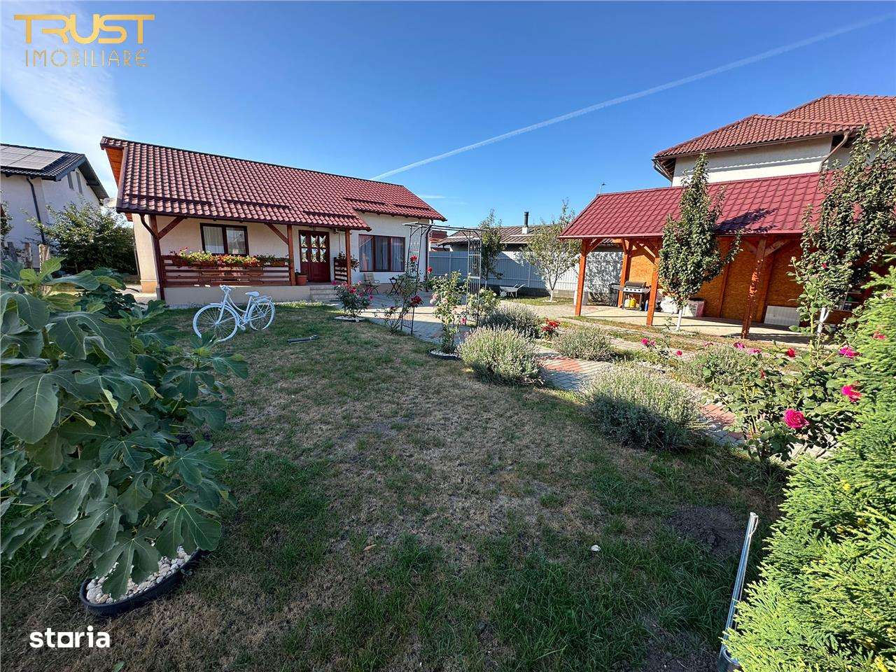 CASA DE VANZARE ZONA STUPINI - Imagine principală: 4/20