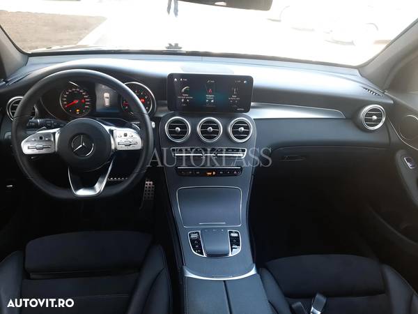 Mercedes-Benz GLC 200 4Matic 9G-TRONIC AMG Line Advanced - 12