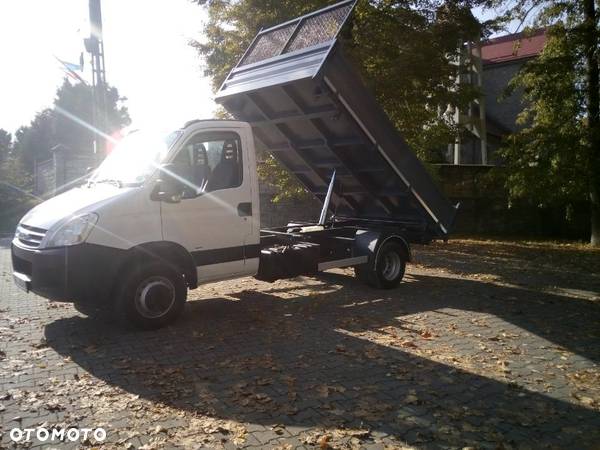 Iveco DAILY - 2