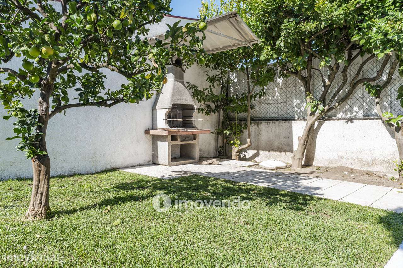 Moradia Independente em Nogueira - Elegância, Conforto, Exclusividade-30