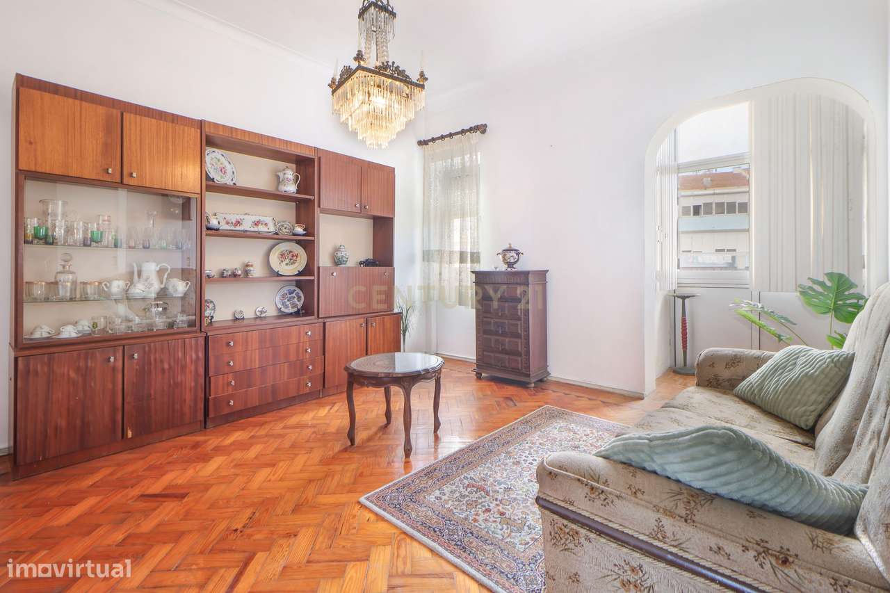 Apartamento T2 na Cruz de Pau - Amora - Seixal-6