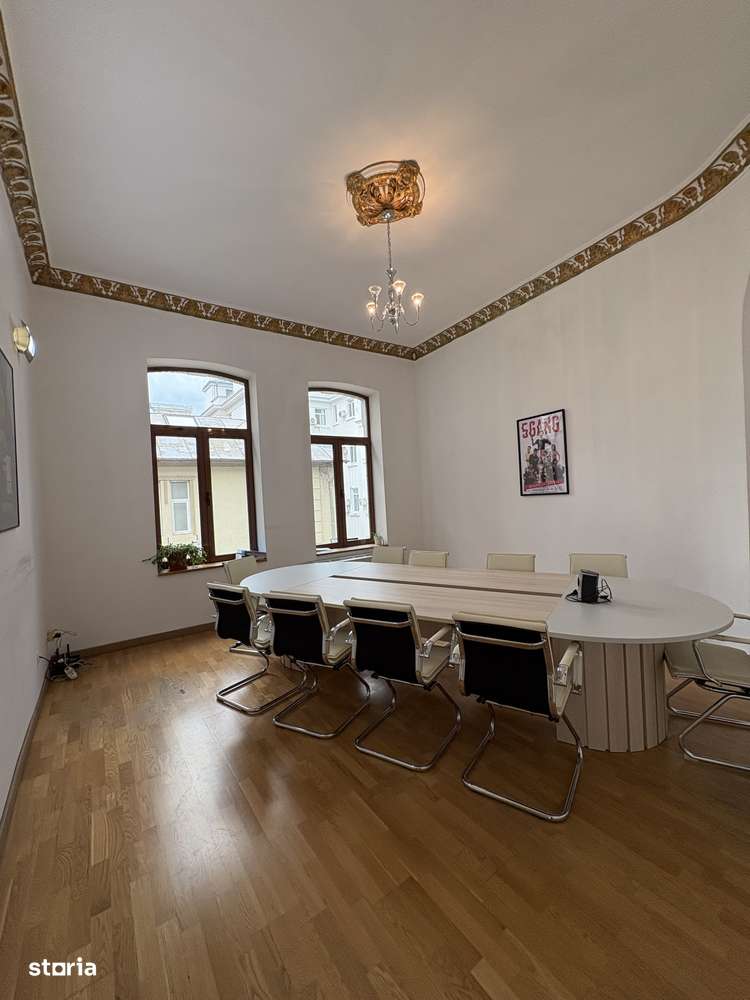 Romana, vila S+P+1+M, 732mp, 14 camere, 1.600.000Euro-0