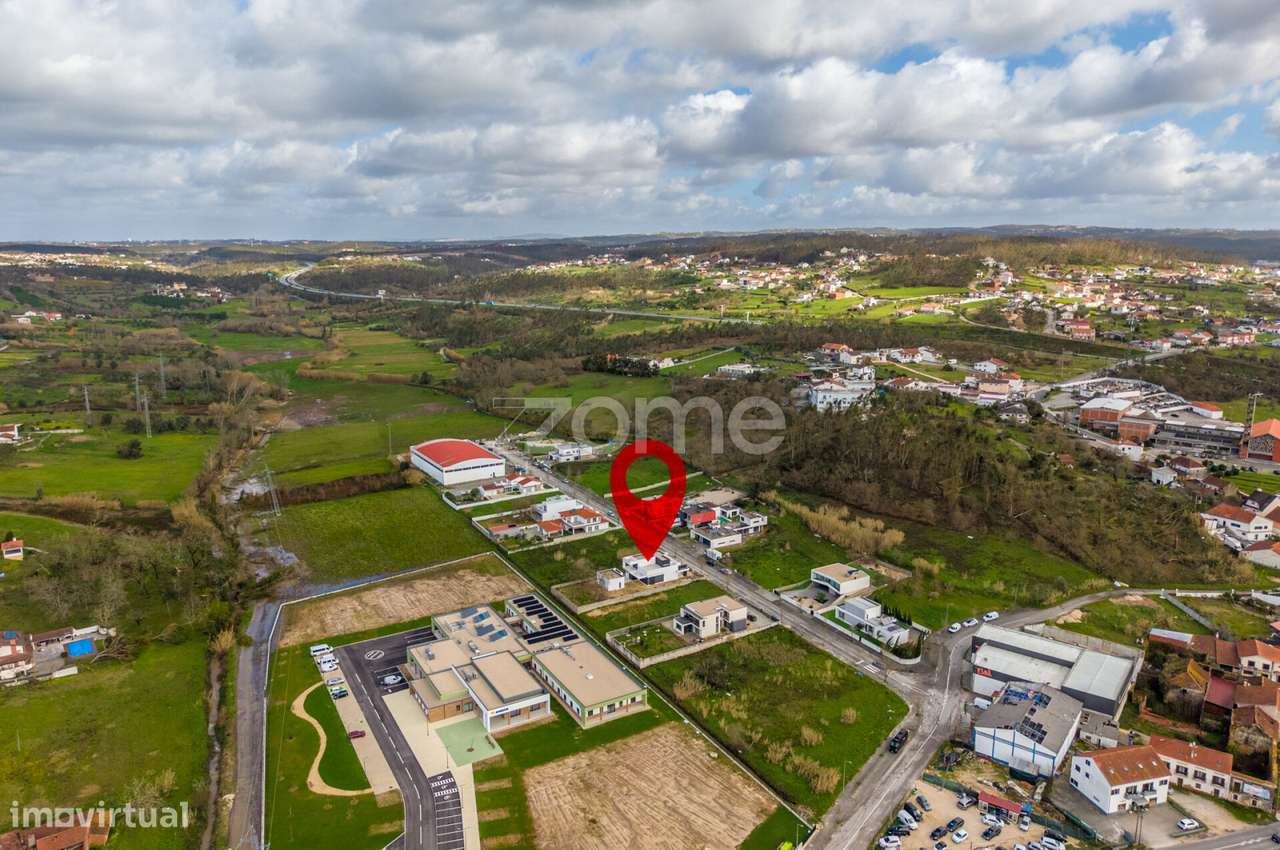 Moradia T3 - Leiria-30