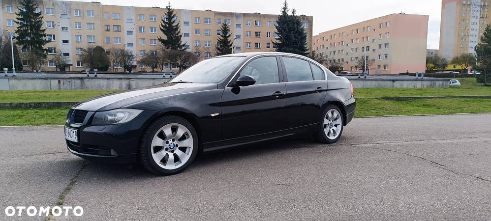 BMW Seria 3 325i Edition Sport - 4