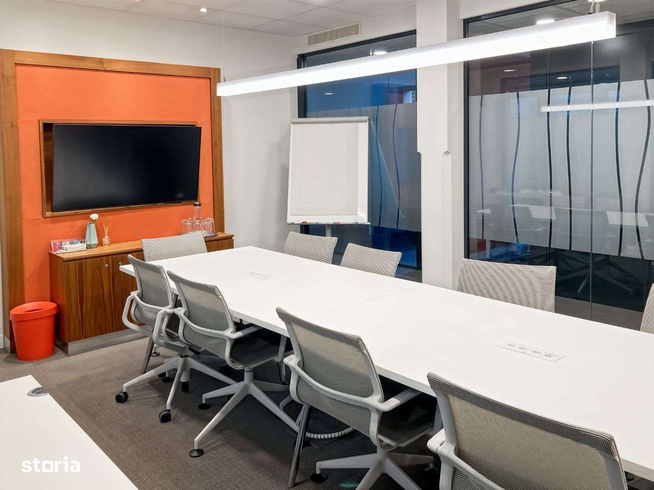 Alegeti un birou open-plan pentru 10 persoane în Regus Office Central - Imagine principală: 4/6