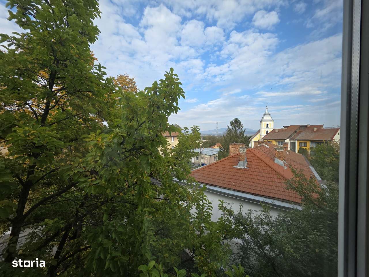 Apartament 3 camere decomandat suprafata 73mp–Deva, str. Progresului-16