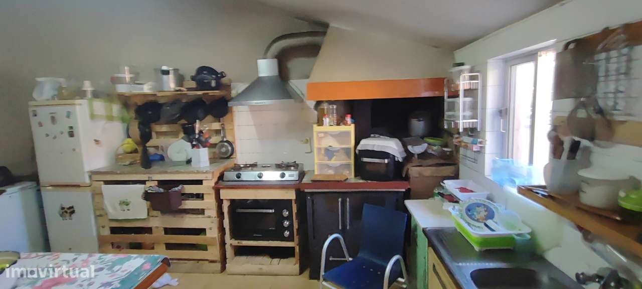 Casa de Habitação com Grande Terreno a 9 minutos da Figueira-14