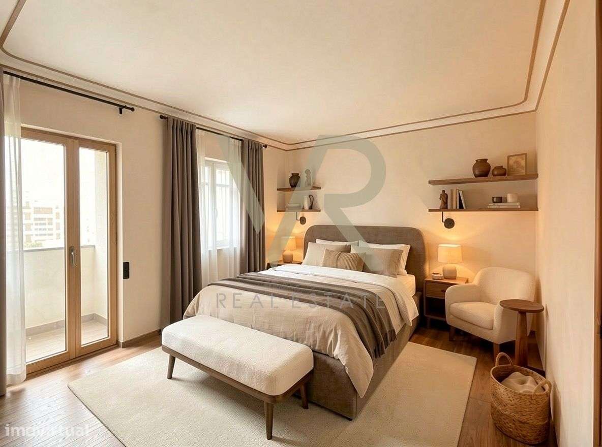 Moradia T3 com 280 m², garagem e pátio | Para recuperar | 119.000 ?-36
