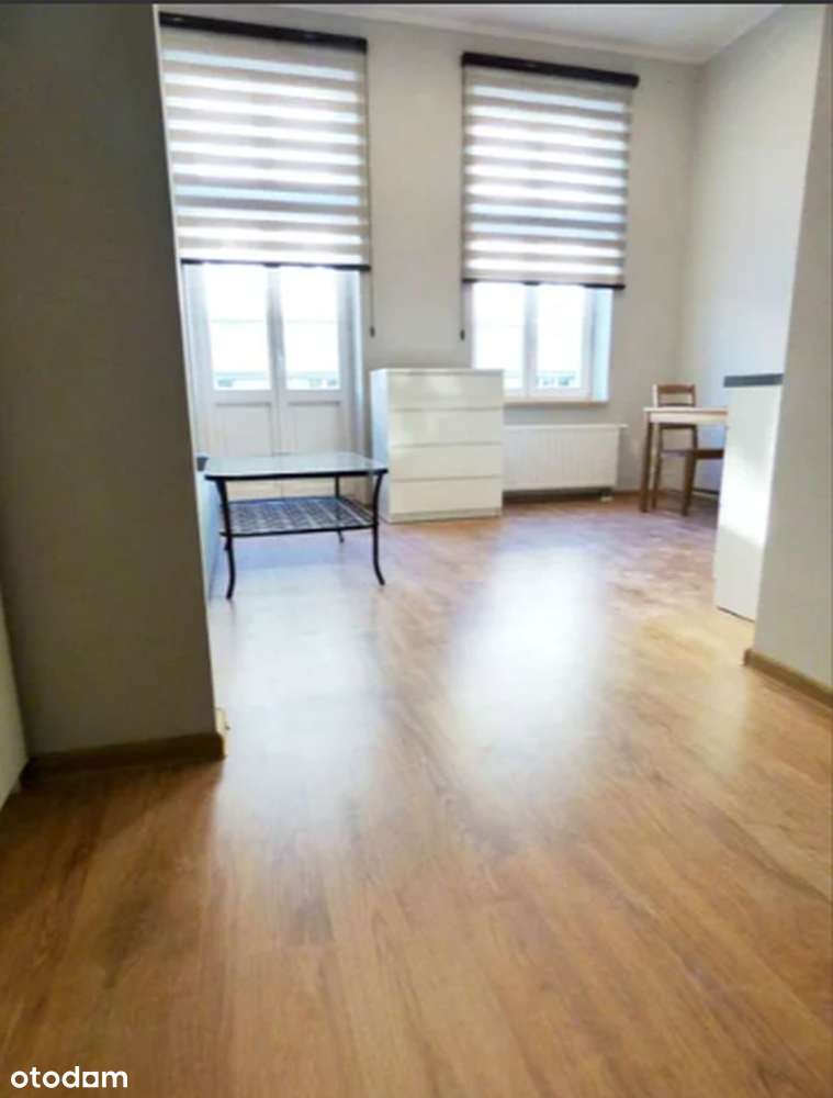 Komfortowe 27m2, BALKON,  CO miejskie, w pięknej kamienicy przy Rynku