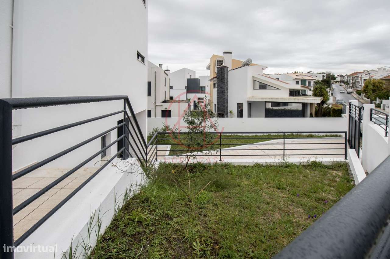 Moradia T5 Feijó-35