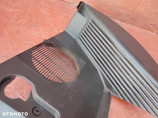 BMW E36 COUPE / CABRIO ORYGINALNA PODSTOPNICA + MASKOWNICA GŁOŚNIKA CZARNA STAN BDB O NR. 8 135 511 / 8 135 512 OEM - 5