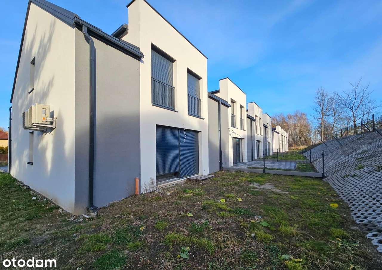 Przestronny dom ogródek 4 sypialnie garaż-11