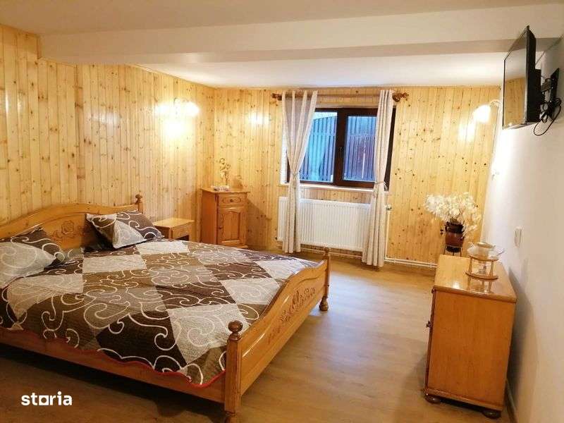 Casa de inchiriat - Imagine principală: 4/8