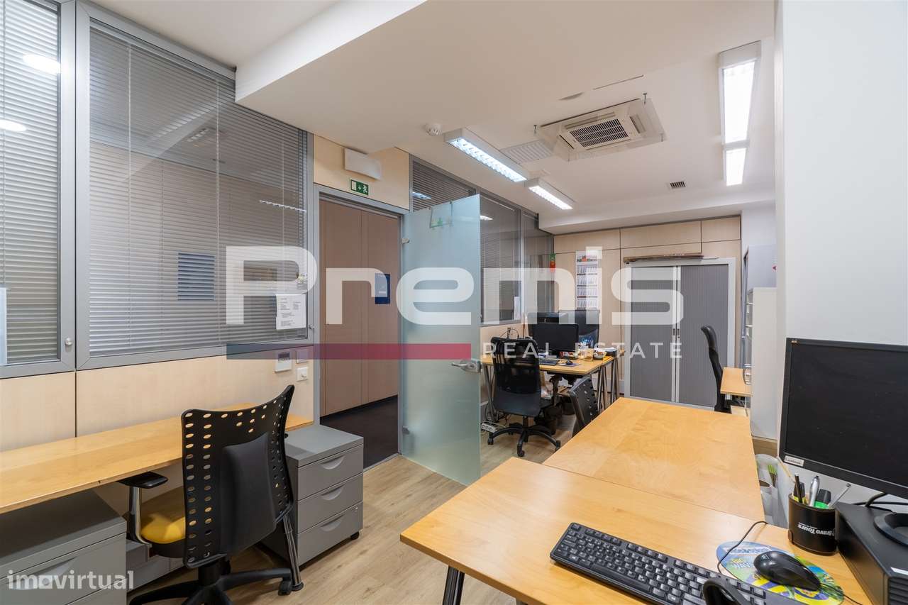 Escritório  Venda em Faro (Sé e São Pedro),Faro - Grande imagem: 5/60